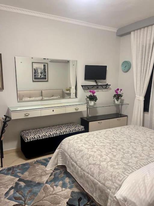 Nice Central Apartment In Tirana City Εξωτερικό φωτογραφία