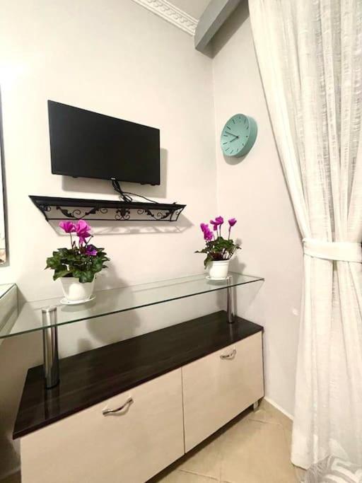 Nice Central Apartment In Tirana City Εξωτερικό φωτογραφία
